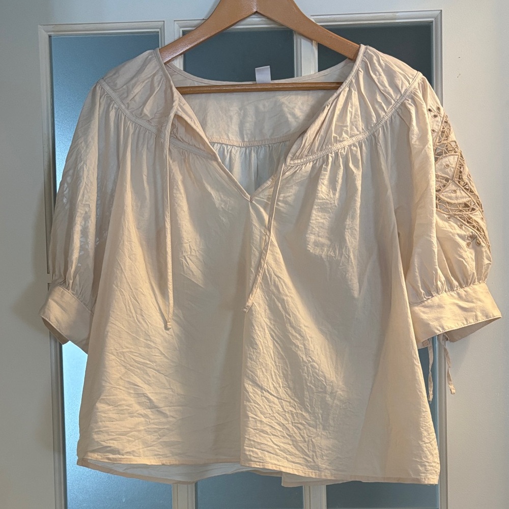 100% cotton puff sleeve blouse